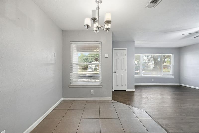 2502 Costa Mesa Drive, Dallas TX 75228 - Photo 11