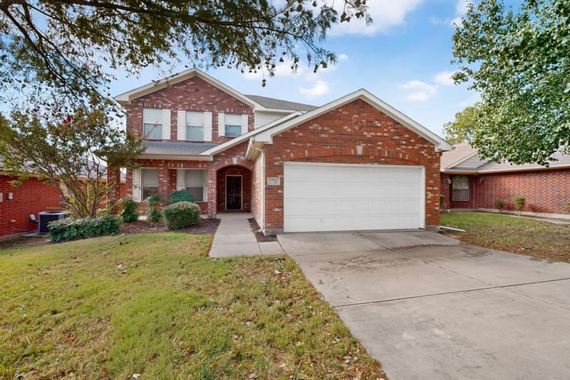 3720 Verde Drive, Fort Worth TX 76244 - Photo 2
