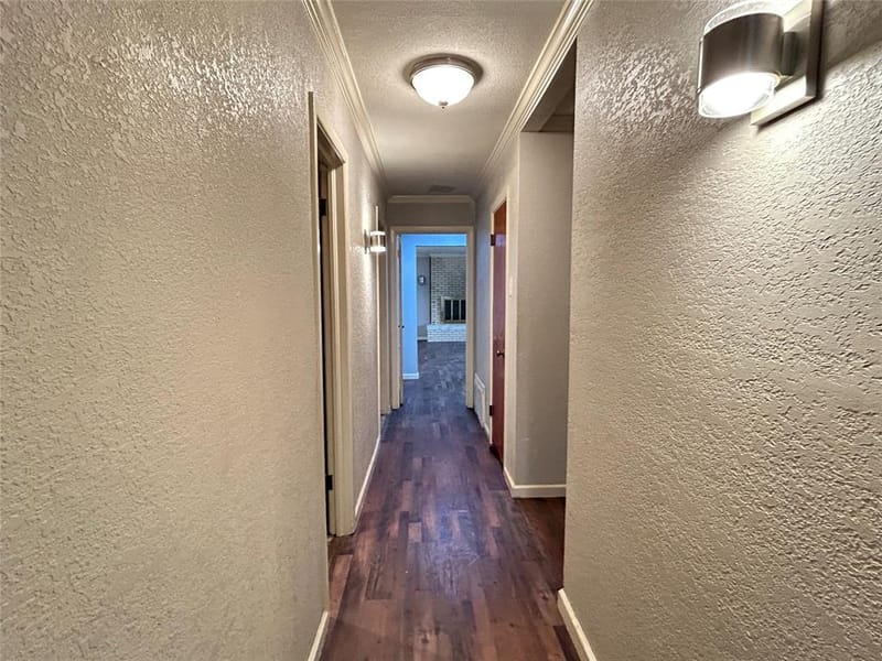 8407 Honeysuckle Lane, Dallas TX 75241 - Photo 13
