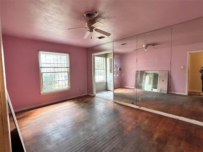 8407 Honeysuckle Lane, Dallas TX 75241 - Photo 14