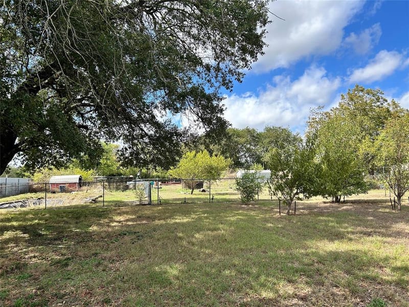 8407 Honeysuckle Lane, Dallas TX 75241 - Photo 4