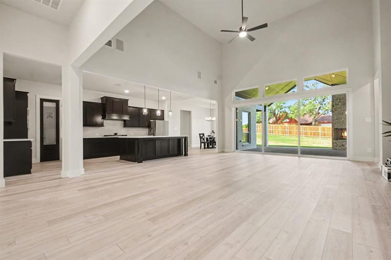 1135 Willow Lake Drive, DeSoto TX 75115 - Photo 11