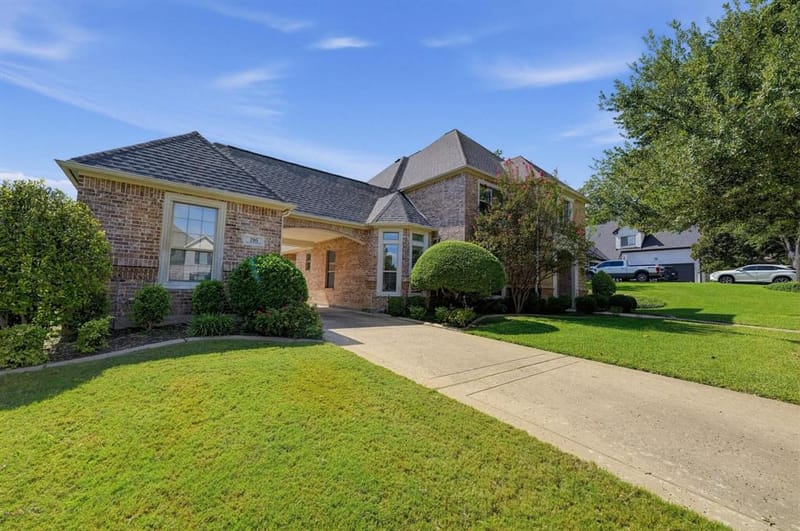 210 Black Walnut Drive, Garland TX 75044 - Photo 2