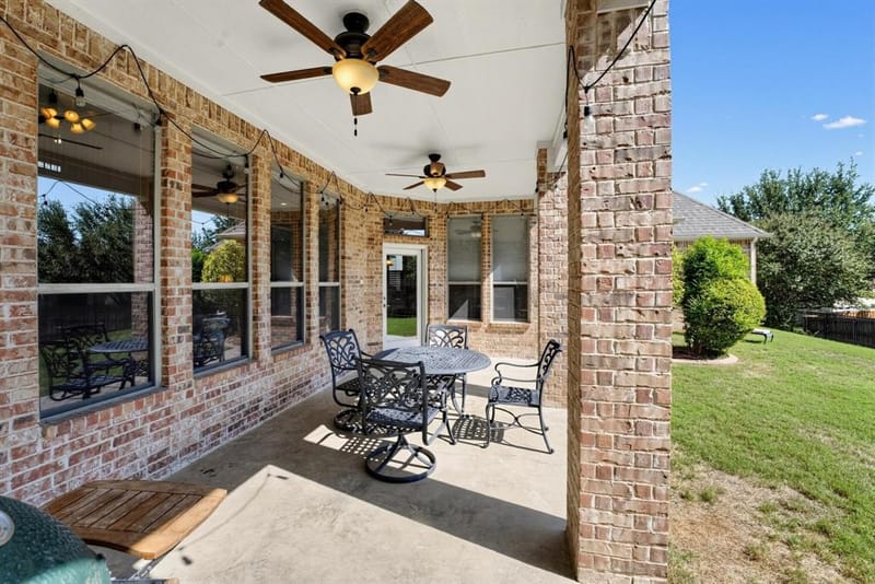 210 Black Walnut Drive, Garland TX 75044 - Photo 5