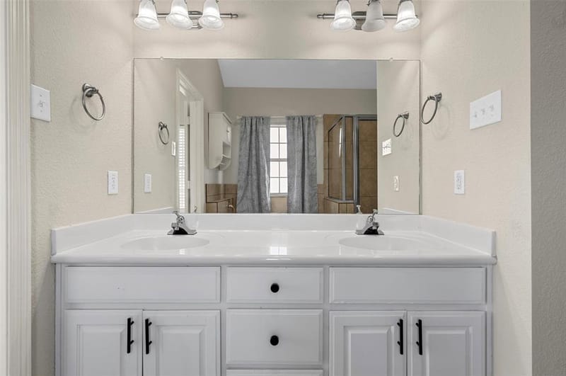 10100 Seville Court, Waco TX 76708 - Photo 17