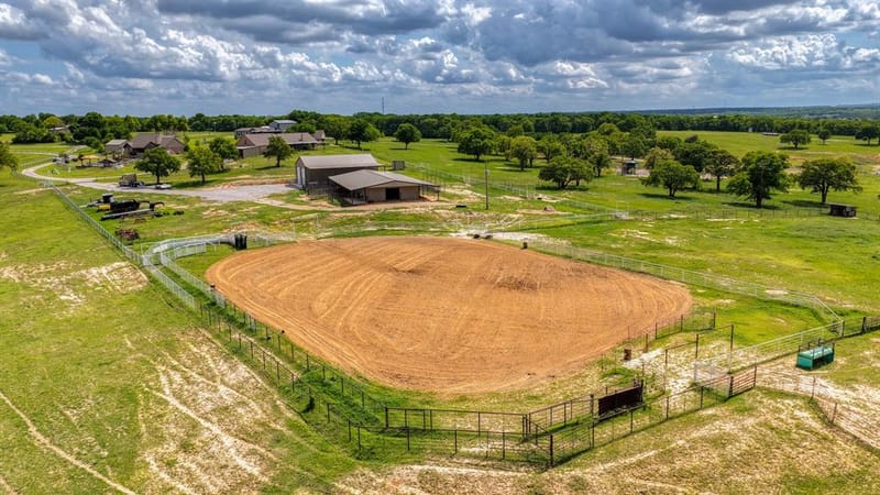 303 Private Road 3365, Boyd TX 76023 - Photo 32