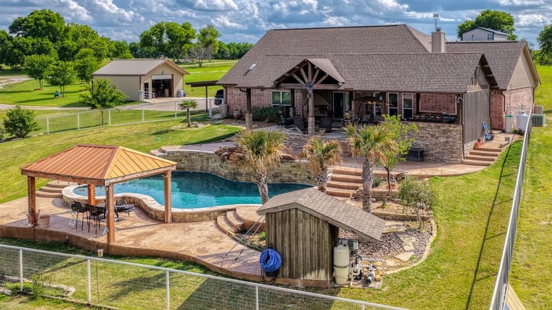303 Private Road 3365, Boyd TX 76023 - Photo 15