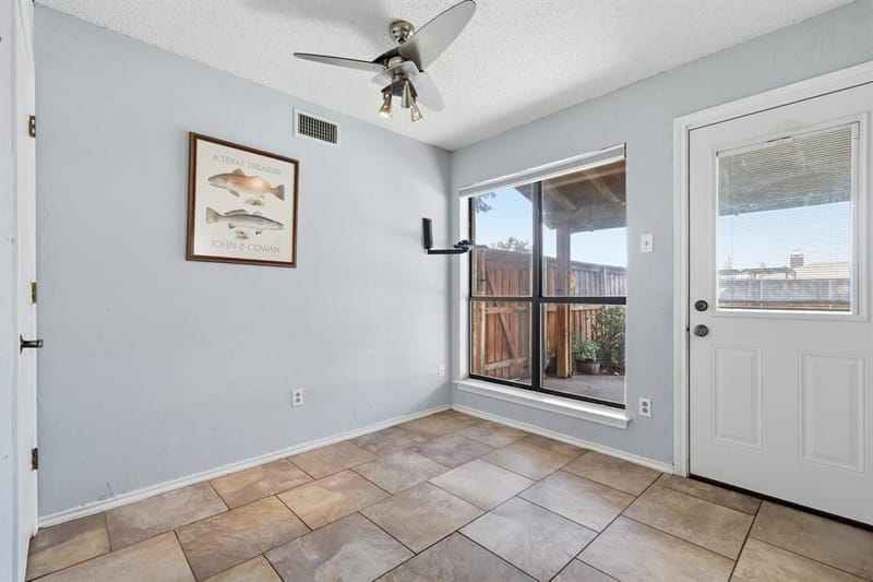 3103 Aspen, Carrollton TX 75007 - Photo 9