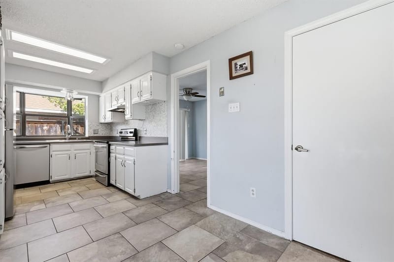 3103 Aspen, Carrollton TX 75007 - Photo 10
