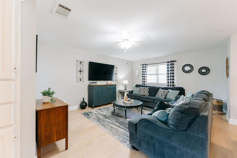 2106 SE 21ST ST, Mineral Wells TX 76067 - Photo 8