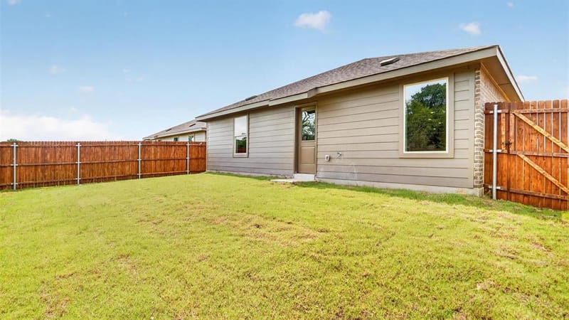 7733 ROYAL FERN Drive, Denton TX 76259 - Photo 32