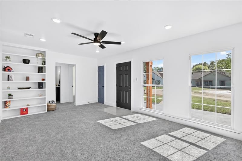 815 E Robert Street, Fort Worth TX 76104 - Photo 7