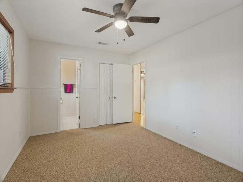 2912 Linden Lea, Irving TX 75061 - Photo 17