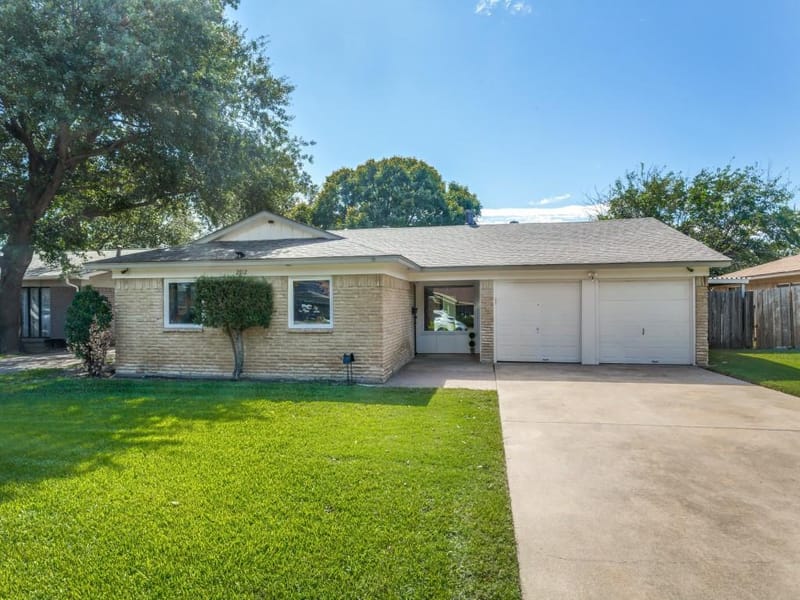 2912 Linden Lea, Irving TX 75061