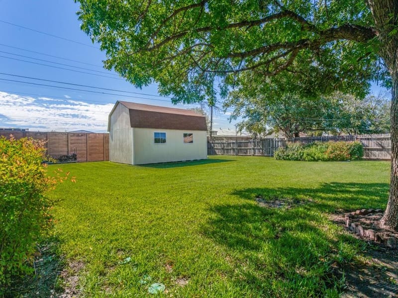 2912 Linden Lea, Irving TX 75061 - Photo 35