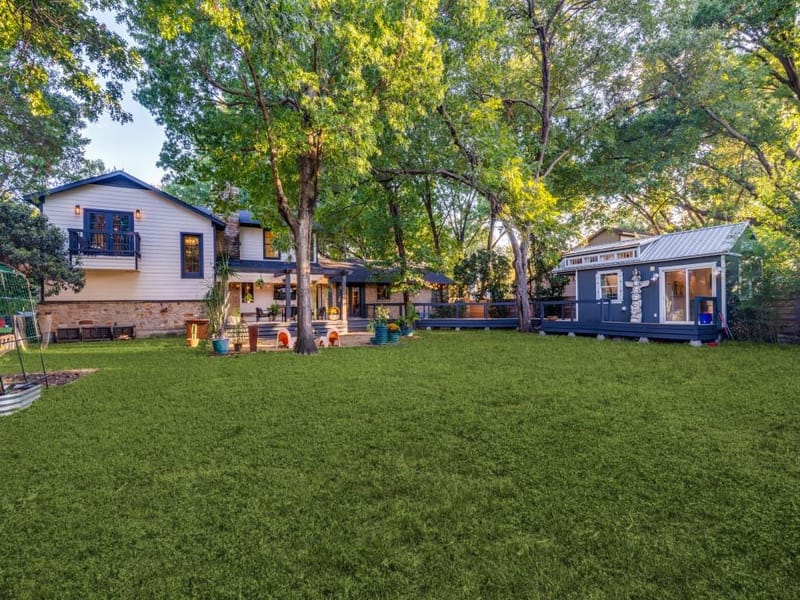 9825 Angora Street, Dallas TX 75218 - Photo 35