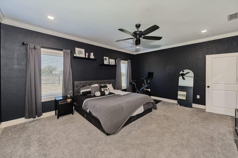 1610 N Mason Street, Bowie TX 76230 - Photo 11