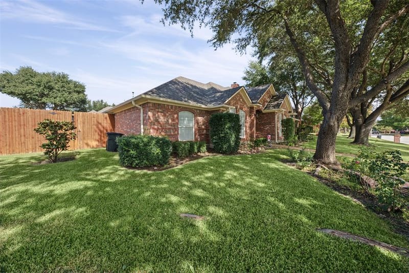 1415 Fairhaven Drive, Mansfield TX 76063 - Photo 5