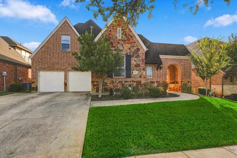 8900 Scarlet Trail, Lantana TX 76226 - Photo 8