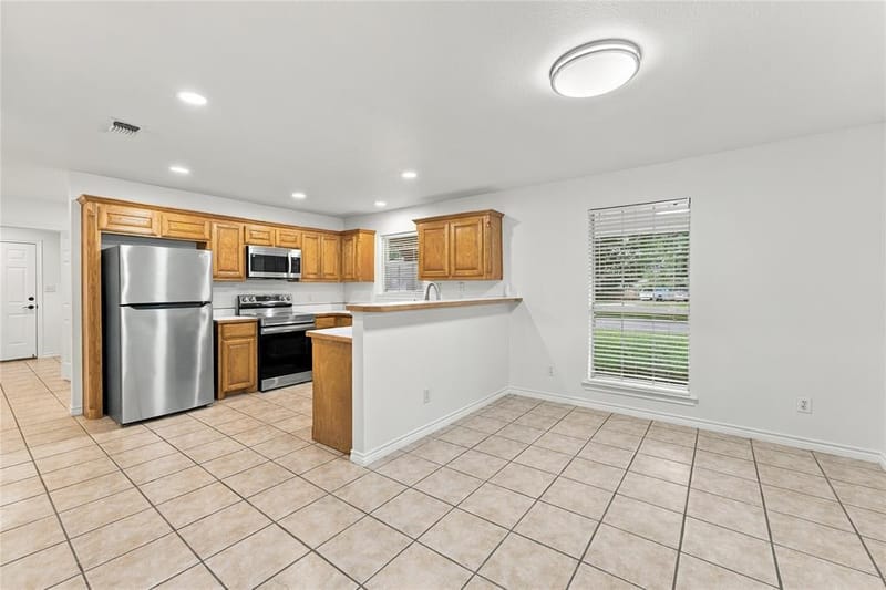 107 Ashley Street, Alvord TX 76225 - Photo 9