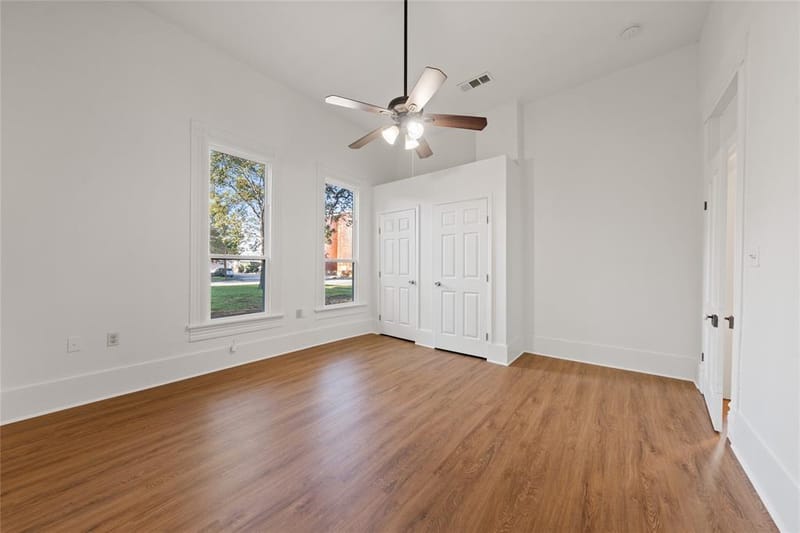 307 Avenue D, Clifton TX 76634 - Photo 23
