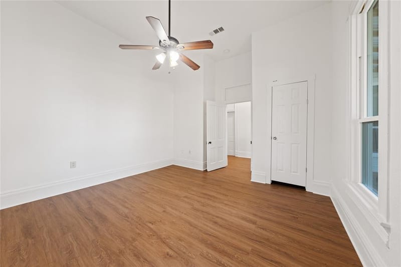 307 Avenue D, Clifton TX 76634 - Photo 27