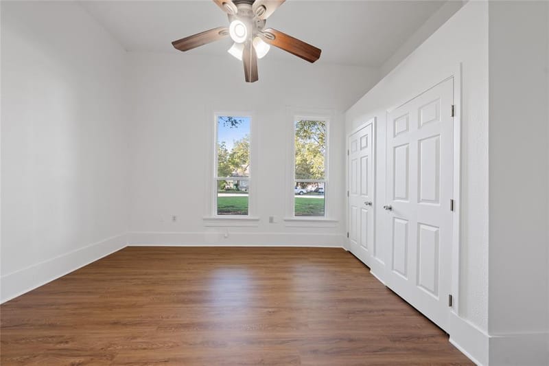 307 Avenue D, Clifton TX 76634 - Photo 28