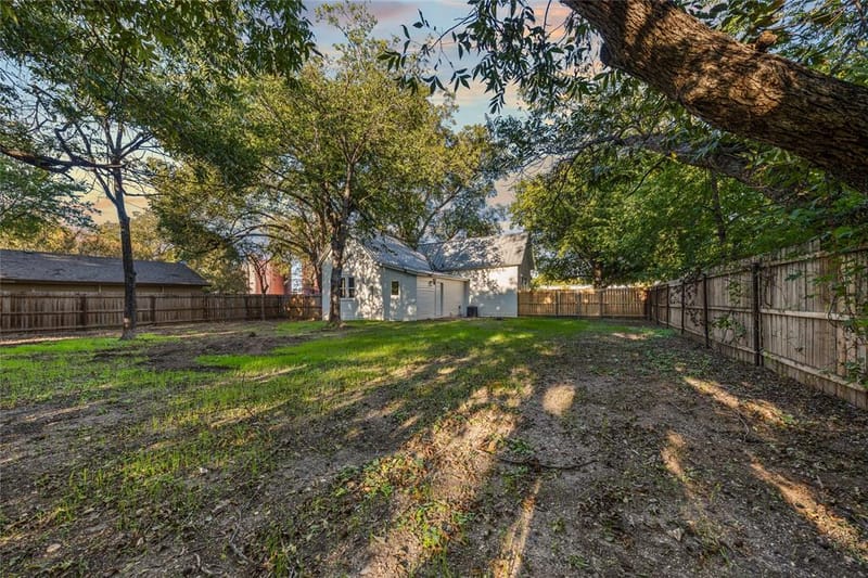 307 Avenue D, Clifton TX 76634 - Photo 37