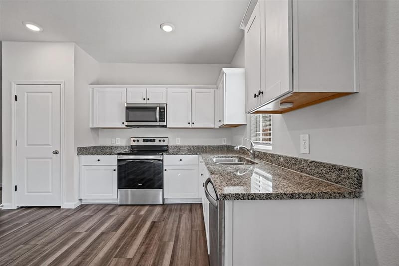 1716 Escondido Drive, Fort Worth TX 76052 - Photo 11