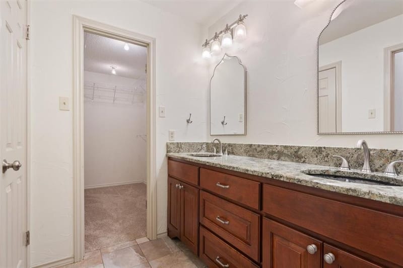 125 Pleasant Grove Lane, Waco TX 76712 - Photo 17