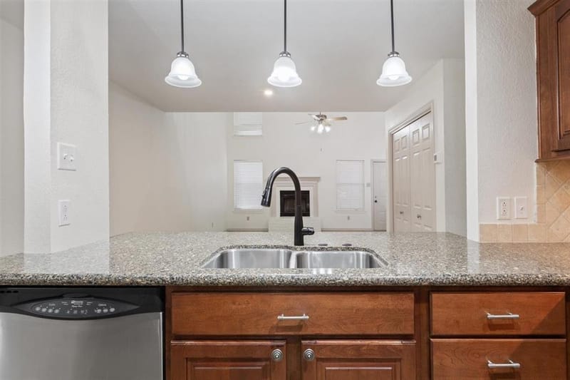 125 Pleasant Grove Lane, Waco TX 76712 - Photo 8