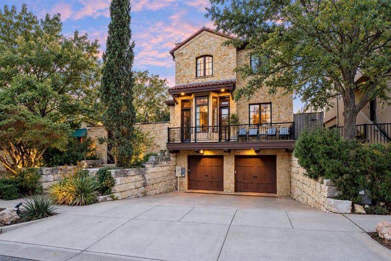 2505 Welborn Street, Dallas TX 75219