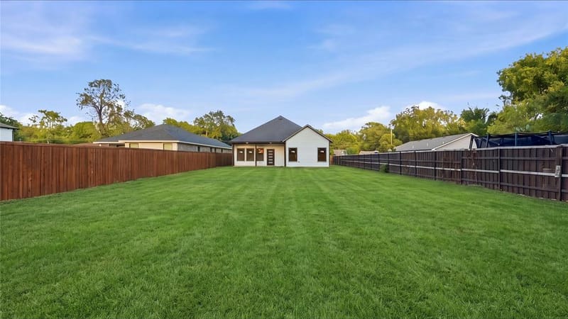 5143 Watson Drive, Dallas TX 75241 - Photo 26