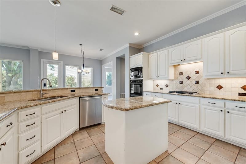 2625 Huntly Lane, Flower Mound TX 75022 - Photo 11