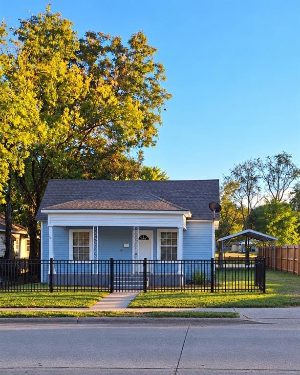 1014 W Crawford Street, Denison TX 75020