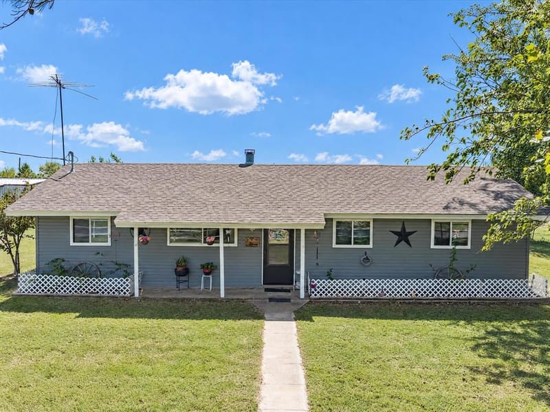 2220 Well Service Road, Bowie TX 76230 - Photo 2