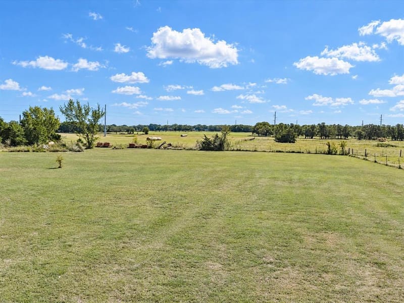 2220 Well Service Road, Bowie TX 76230 - Photo 30