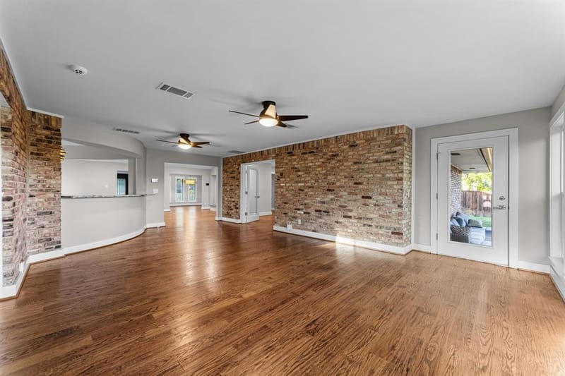 9656 Ravensway Drive, Dallas TX 75238 - Photo 26