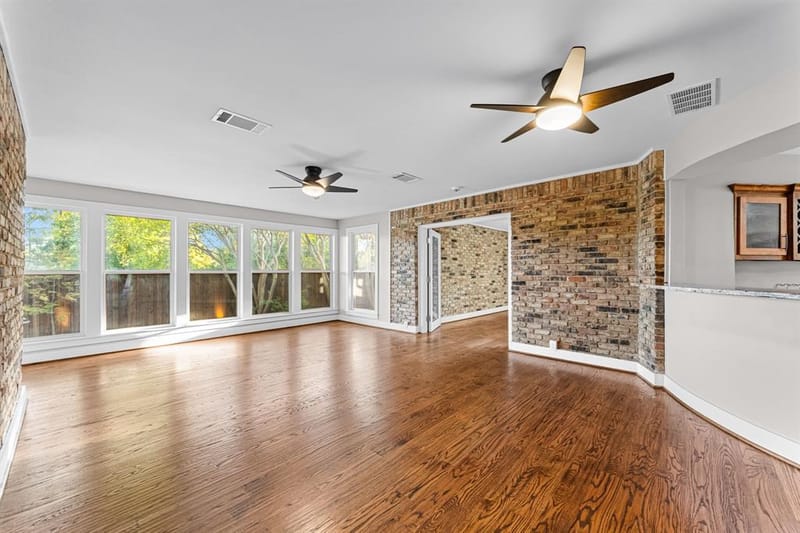 9656 Ravensway Drive, Dallas TX 75238 - Photo 22