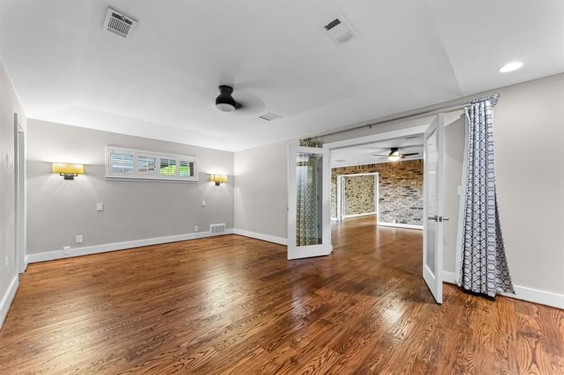 9656 Ravensway Drive, Dallas TX 75238 - Photo 28