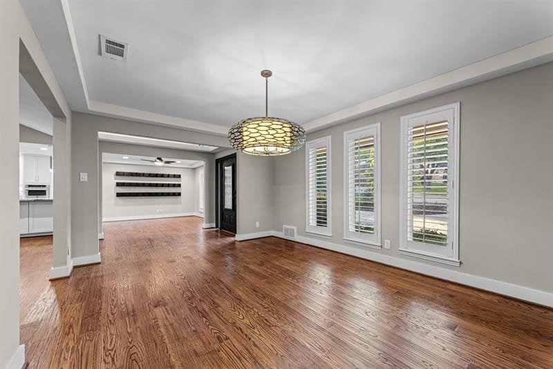 9656 Ravensway Drive, Dallas TX 75238 - Photo 5
