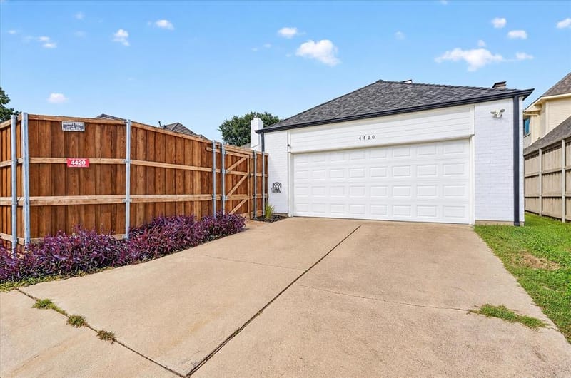 4420 Hollow Oak Drive, Dallas TX 75287 - Photo 35