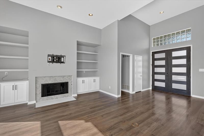 4420 Hollow Oak Drive, Dallas TX 75287 - Photo 4