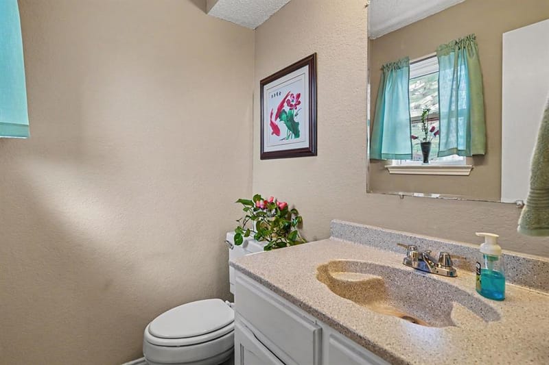 6747 S Creek Drive, Fort Worth TX 76133 - Photo 12