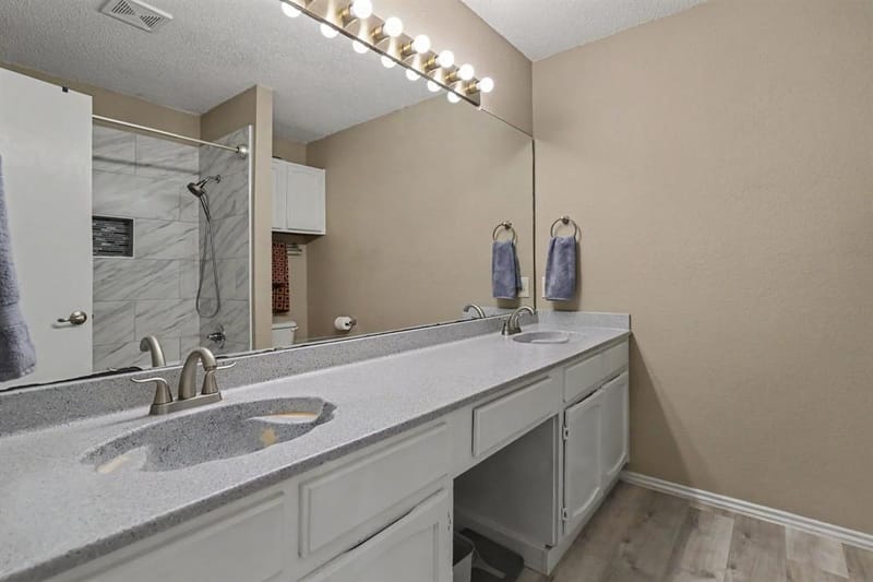 6747 S Creek Drive, Fort Worth TX 76133 - Photo 21