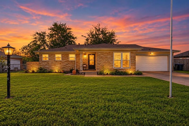 6115 Overlake Drive, Fort Worth TX 76135