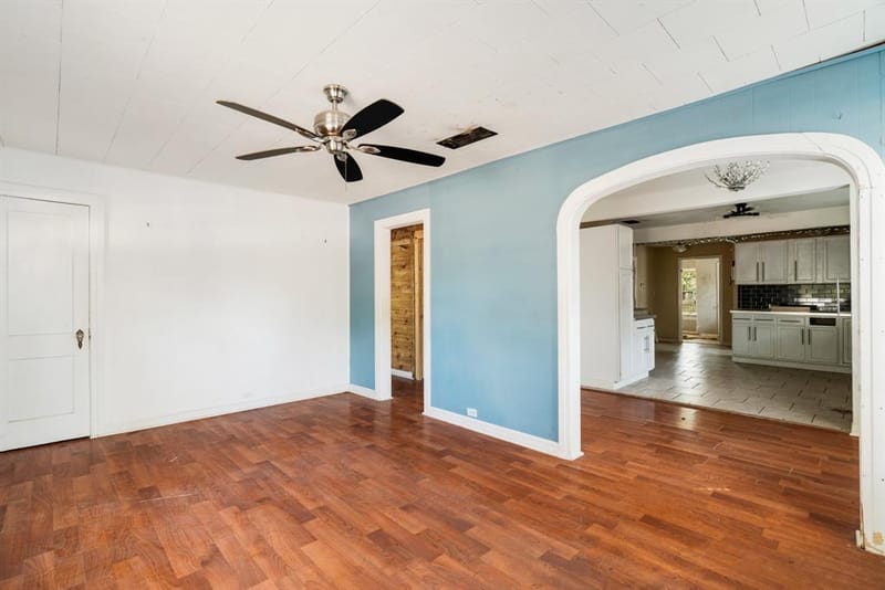 2044 Cleveland Street, Paris TX 75460 - Photo 4