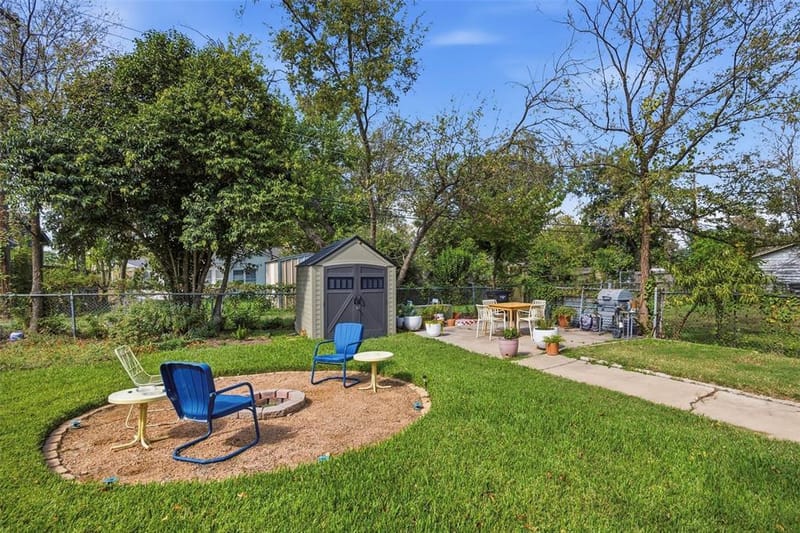 2916 Ryan Avenue, Fort Worth TX 76110 - Photo 30