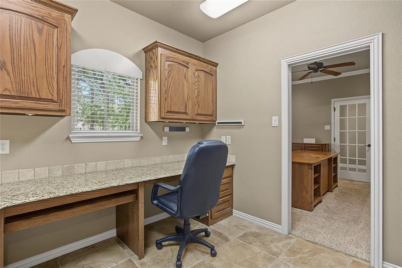 6104 Temple Oaks Court, Granbury TX 76049 - Photo 7