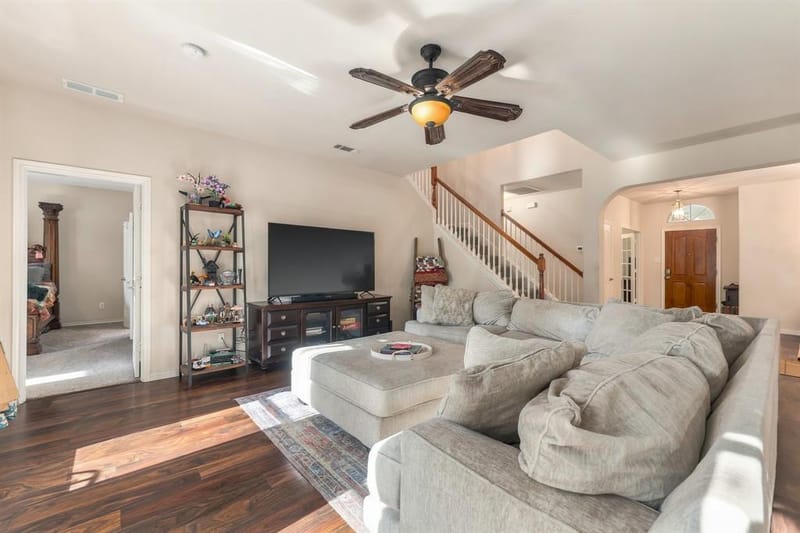 5767 Skinner Way, Grand Prairie TX 75052 - Photo 9